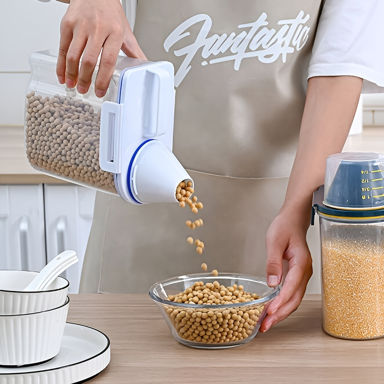 1.5kg/2kg Food Storage Container with Measuring Cup – Moisture-Proof Plastic Jar